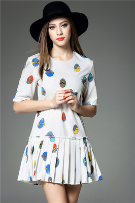 廣州實(shí)體服裝店成功經(jīng)營(yíng)策略 如何在競(jìng)爭(zhēng)激烈的市場(chǎng)中脫穎而出