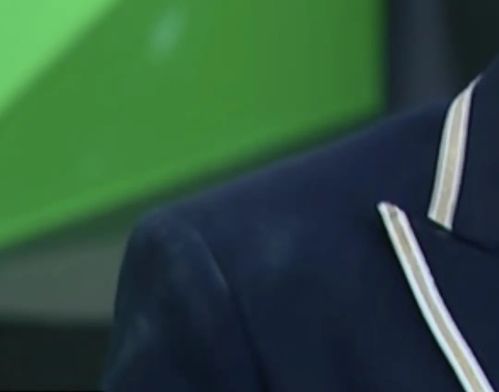 創4選手妝容引熱議 舞臺妝濃如面粉，服裝成“粉撲”